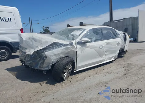 2014 Volkswagen Passat 1.8T Wolfsburg Edition from USA, damaged, VIN 1VWAT7A30EC113737